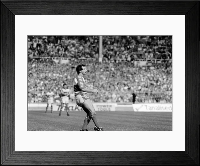 Framed Print : Rugby League Challenge Cup Final at Wembley Stadium. Castleford 15 v Hull Kingston Rovers Framed Print : Rugby League Challenge Cup Final at Wembley Stadium. Castleford 15 v Hull Kingston Rovers