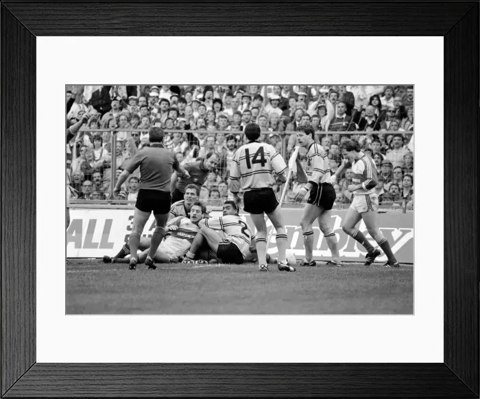 Framed Print : Rugby League Challenge Cup Final at Wembley Stadium. Castleford 15 v Hull Kingston Rovers Framed Print : Rugby League Challenge Cup Final at Wembley Stadium. Castleford 15 v Hull Kingston Rovers