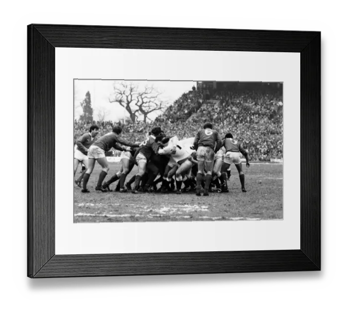 Framed Print : 1986 Five Nations Rugby Union Championship. England v Ireland Framed Print : 1986 Five Nations Rugby Union Championship. England v Ireland
