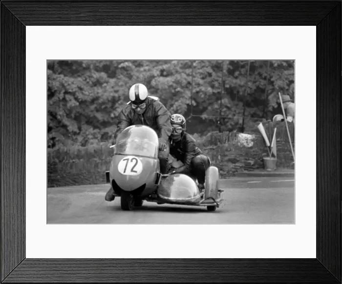Framed Print : Sport Motorcycling: Isle of Man TT Racing 750 CC Sidecar Class. Action from the race