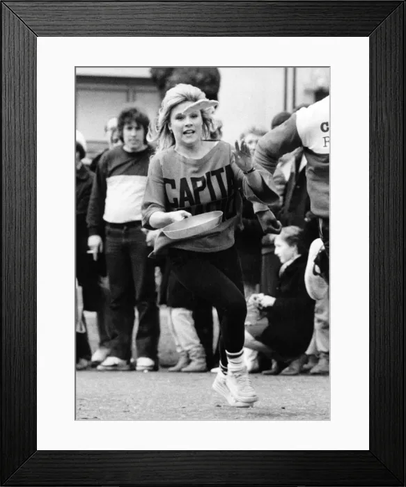Framed Print : In Action... Pancake Sam. February 1985 P005025 Framed Print : In Action... Pancake Sam. February 1985 P005025