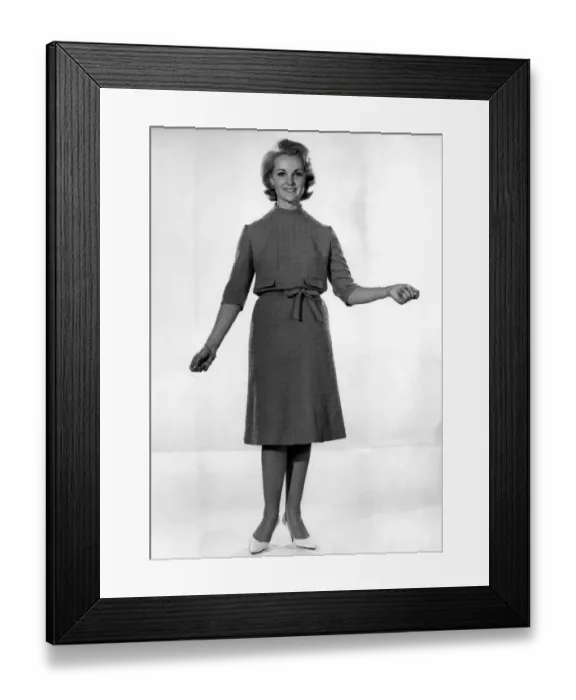 Framed Print : Reveille fashion. Roma Reeves. October 1961 P008780