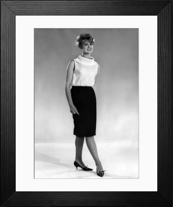 Framed Print : Reveille fashions 1961: Goette Davis. September 1961 P008791 Framed Print : Reveille fashions 1961: Goette Davis. September 1961 P008791