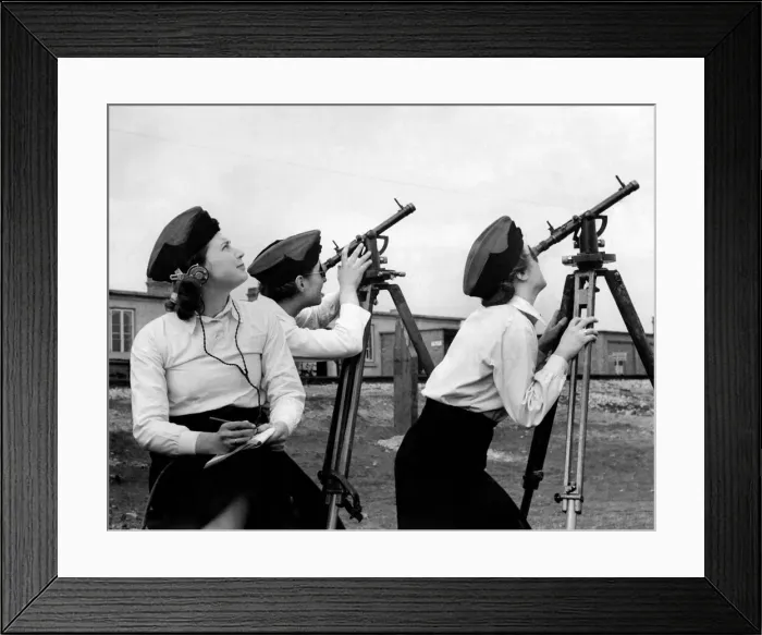 Framed Print : ATS girls at an East Coast Expermental Station. The girls are all specialists Framed Print : ATS girls at an East Coast Expermental Station. The girls are all specialists