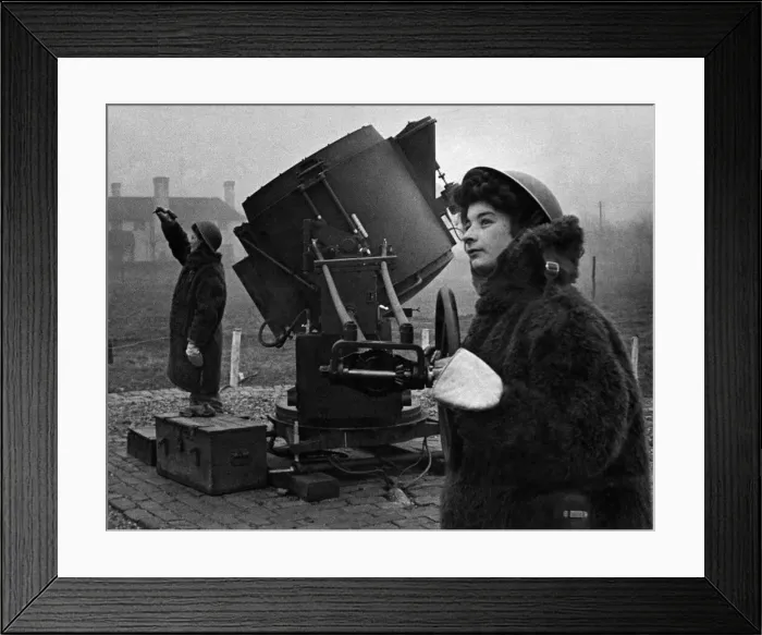 Framed Print : ATS girl on the searchlights seen here wearing for coats. March 1943 P010292 Framed Print : ATS girl on the searchlights seen here wearing for coats. March 1943 P010292