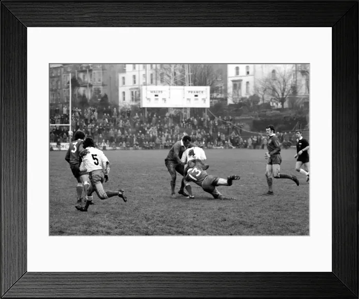 Framed Print : Rugby League International Wales v France Action from the match