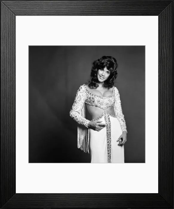 Framed Print : Barbie Benton. January 1975 75-00407-001 Framed Print : Barbie Benton. January 1975 75-00407-001