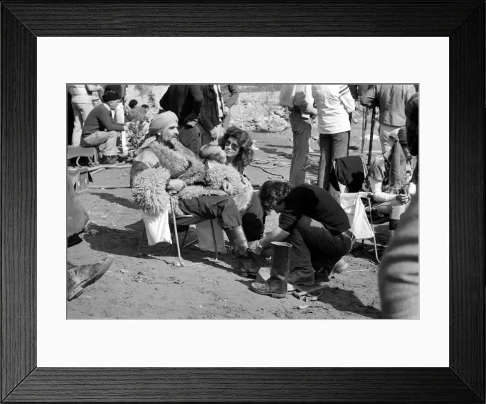 Framed Print : Sean Connery. January 1975 75-00483-003 Framed Print : Sean Connery. January 1975 75-00483-003