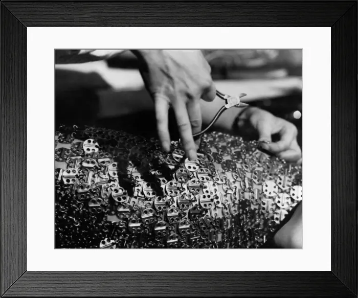 Framed Print : Carole Sanders got a snag in the dress she was modelling for a charity show in aid of W. I