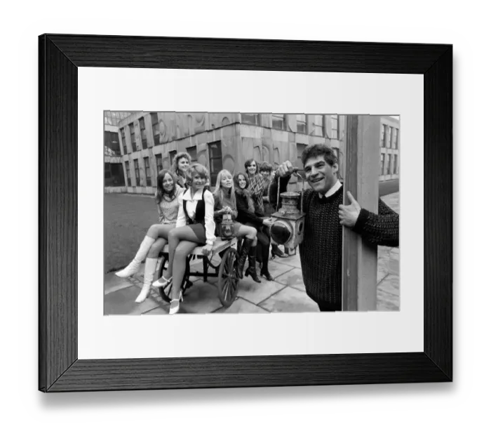 Framed Print : Entertainment: Stage: Theatre: A bevy of lovely girls are appearing at the Manchester