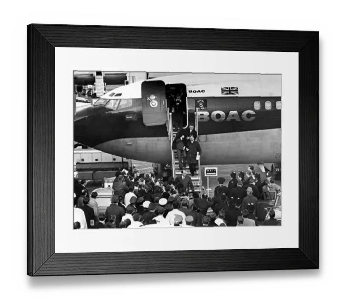 Framed Print : Great Train Robber Charles Wilson arriving at Heathrow Airport, London from Canada Framed Print : Great Train Robber Charles Wilson arriving at Heathrow Airport, London from Canada