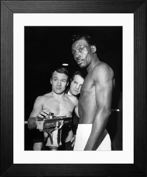 Framed Print : Boxing Belle Vue. Dave Charnley checks the scales for Joe Brown at the weigh in Framed Print : Boxing Belle Vue. Dave Charnley checks the scales for Joe Brown at the weigh in