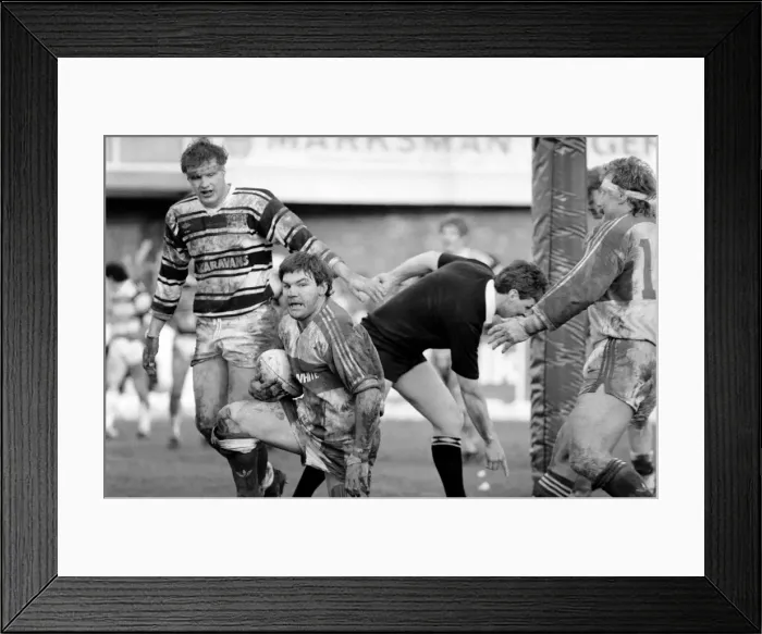Framed Print : Hull Kingston Rovers v Hull. February 1986. PR-07-049 Framed Print : Hull Kingston Rovers v Hull. February 1986. PR-07-049