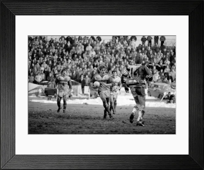 Framed Print : Hull Kingston Rovers v Hull. February 1986. PR-07-027 Framed Print : Hull Kingston Rovers v Hull. February 1986. PR-07-027