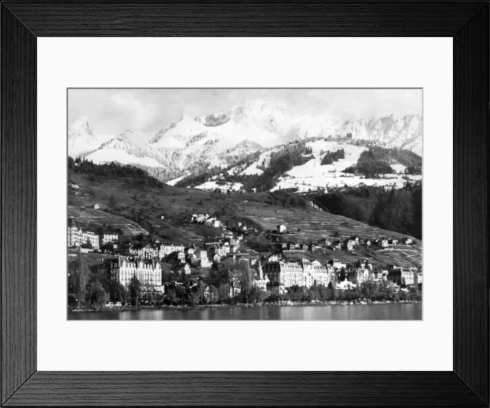 Framed Print : View of Montreux, on Lake Geneva, Switzerland. January 1959 P005277 Framed Print : View of Montreux, on Lake Geneva, Switzerland. January 1959 P005277