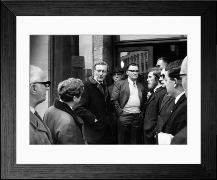 Framed Print : Tony Wedgwood - Benn talking to Rolls Royce union officials outside Transport House Framed Print : Tony Wedgwood - Benn talking to Rolls Royce union officials outside Transport House