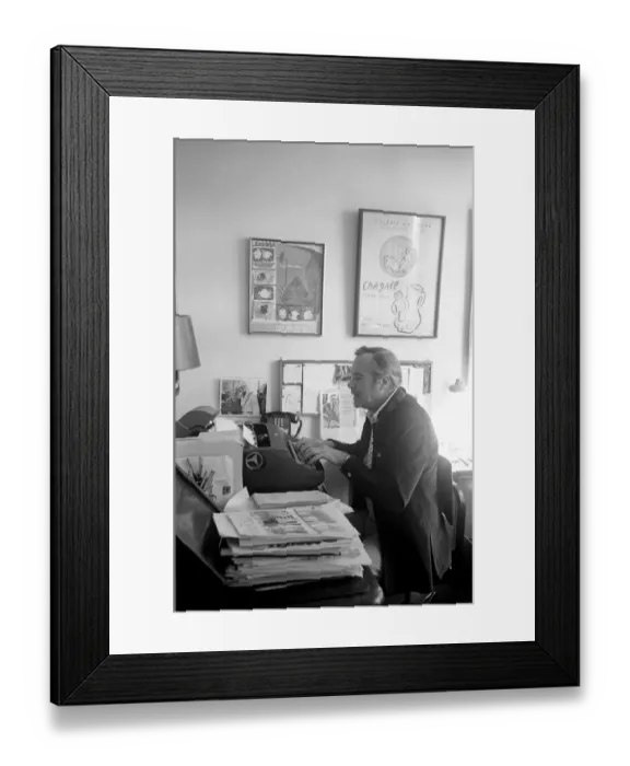 Framed Print : Film actor Jack Lemmon. February 1974 74-7679-008