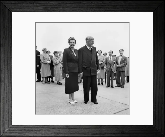 Framed Print : Labour Party Conference 1953: Nye Bevan and Jennie Lee. September 1953 D5828-009