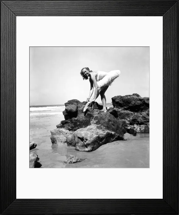 Framed Print : Ballet dancers entertain holidaymakers on a south coast beach. D5693 Framed Print : Ballet dancers entertain holidaymakers on a south coast beach. D5693