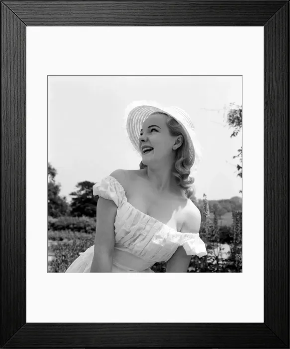 Framed Print : Glamour girl Val Hollman. January 1960 M4307-006 Framed Print : Glamour girl Val Hollman. January 1960 M4307-006