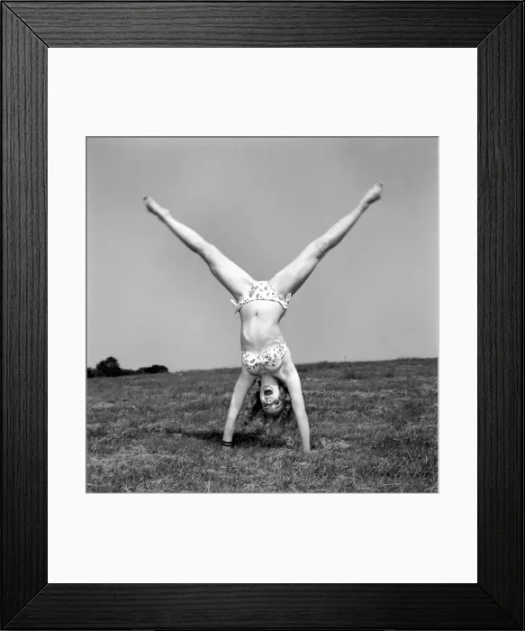 Framed Print : Glamour girl Val Hollman. January 1960 M4307-010 Framed Print : Glamour girl Val Hollman. January 1960 M4307-010