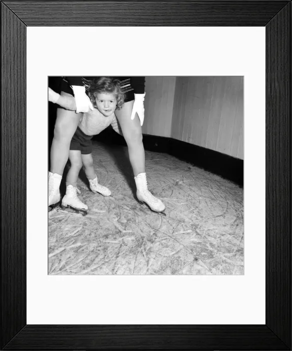 Framed Print : When 3 years old Stephanie Wilkie, Manchesters youngest skater gets on the rink