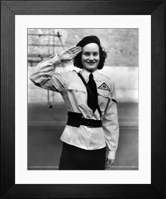 Framed Print : World War II Women. A Member of the G. T. C (Girls Training Corps Framed Print : World War II Women. A Member of the G. T. C (Girls Training Corps