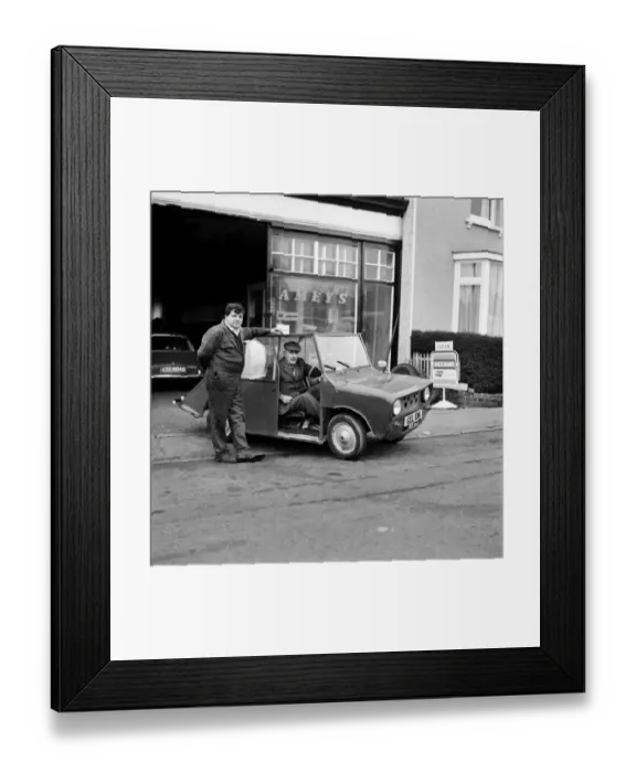 Framed Print : Electric Car / Hybrid Car: New car invention. Mr. John de Grunchy Framed Print : Electric Car / Hybrid Car: New car invention. Mr. John de Grunchy
