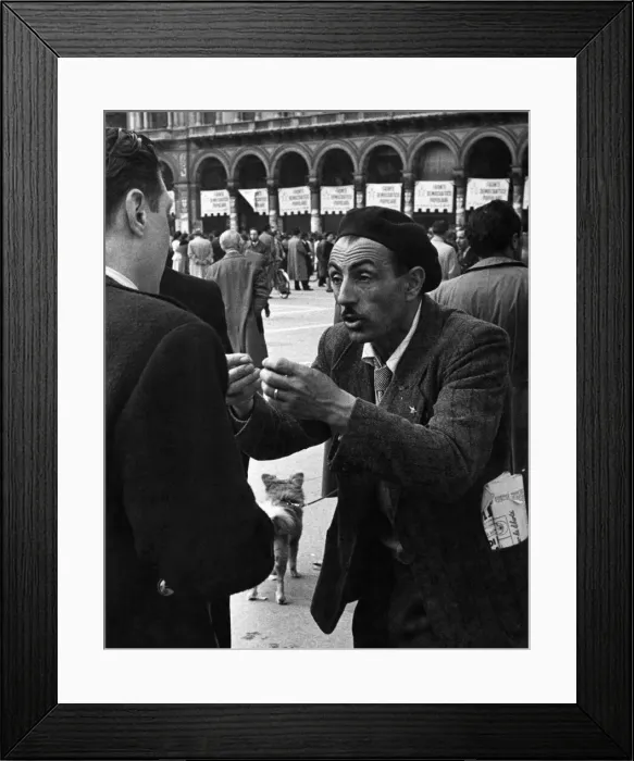 Framed Print : Italians pursue political debates with all their resources and with both hands