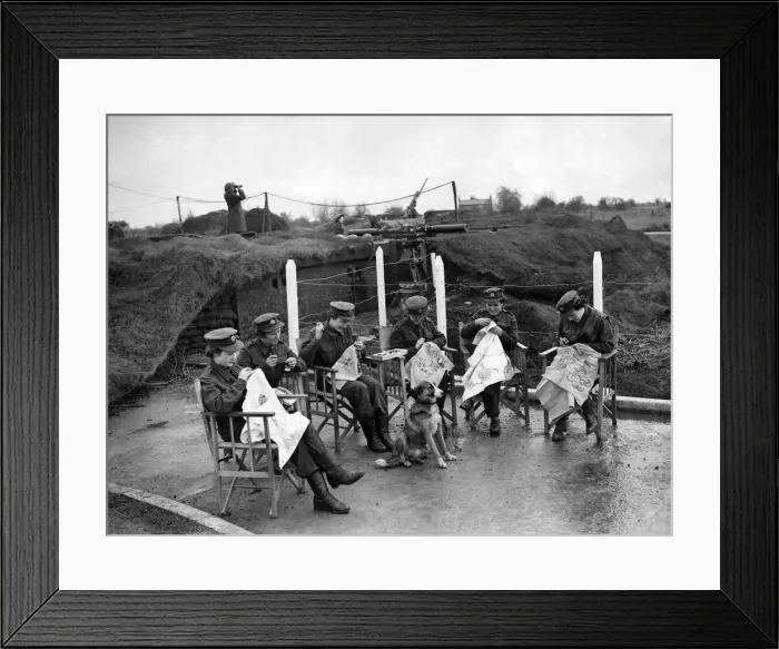 Framed Print : World War II Women. A. T. S. on a lonely gun-sight pass the hours between alarms by Framed Print : World War II Women. A. T. S. on a lonely gun-sight pass the hours between alarms by