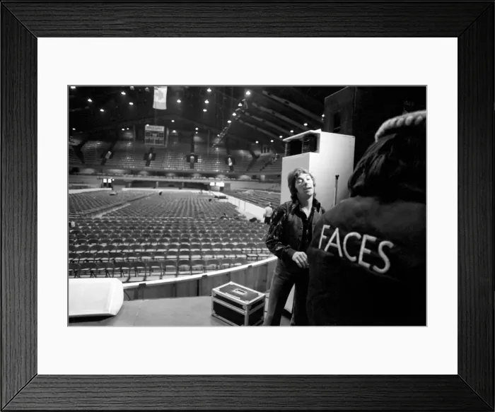 Framed Print : The Faces tour of the USA and Canada, February and March 1975 Framed Print : The Faces tour of the USA and Canada, February and March 1975