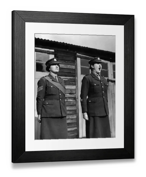 Framed Print : World War II Women: ATS Captain shouting out ordres. October 1941 P010066 Framed Print : World War II Women: ATS Captain shouting out ordres. October 1941 P010066