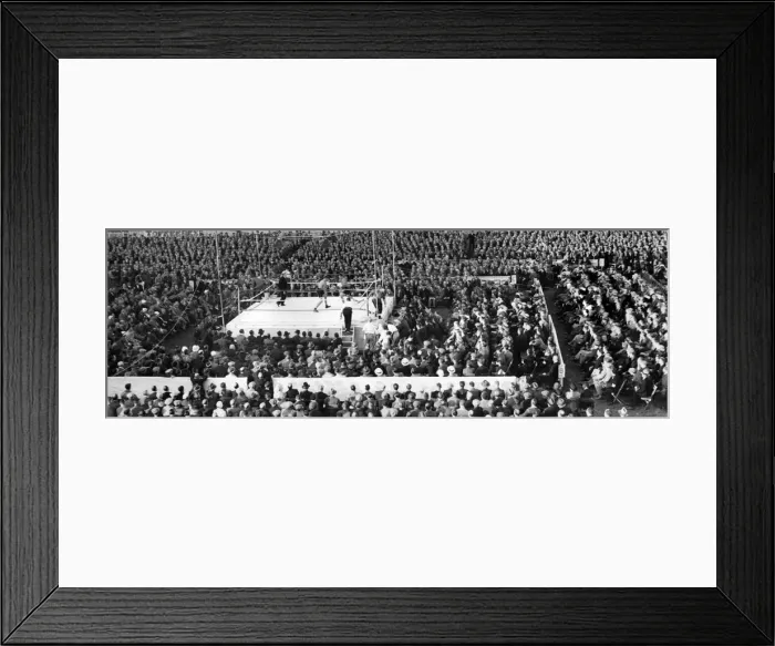 Framed Print : Boxing: Jack Petersen v George Cook at Cardiff. Petersen won the fight on points June Framed Print : Boxing: Jack Petersen v George Cook at Cardiff. Petersen won the fight on points June