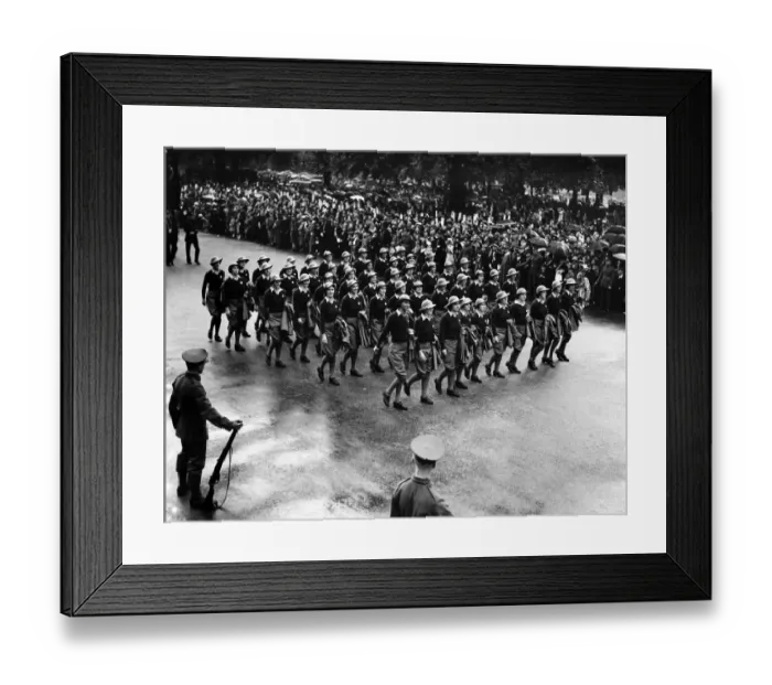 Framed Print : Victory Parade 1946. Land girls detachment. P04522 Framed Print : Victory Parade 1946. Land girls detachment. P04522