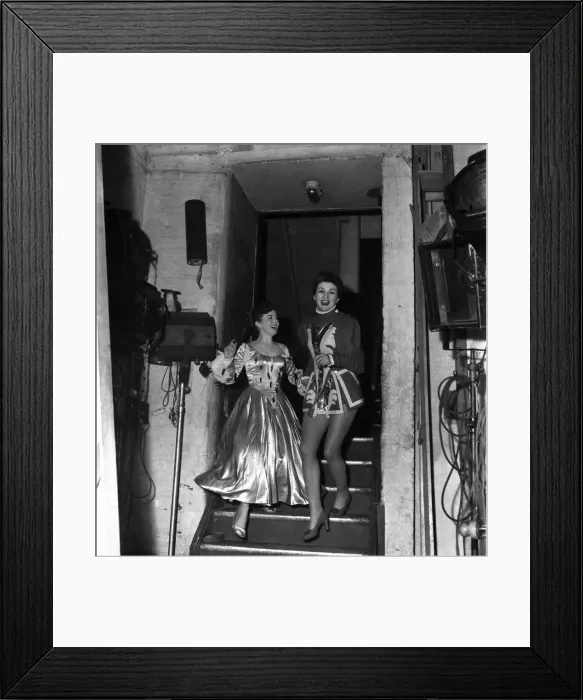 Framed Print : Humpty Dumpty'Pantomime Pat Burke and Jean Bayliss. December 1952 D39-001