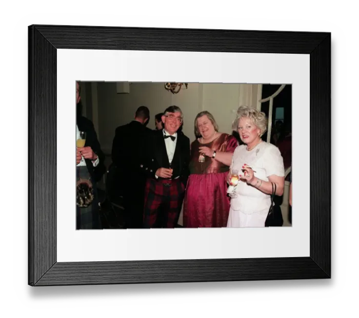 Framed Print : Former Lord Provost Norman Irons Clarissa Dickson Wright Diana Stein May 1999 Framed Print : Former Lord Provost Norman Irons Clarissa Dickson Wright Diana Stein May 1999