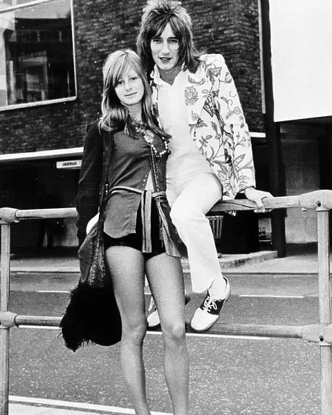 Rod Stewart Singer with Dee Harrington in his early days