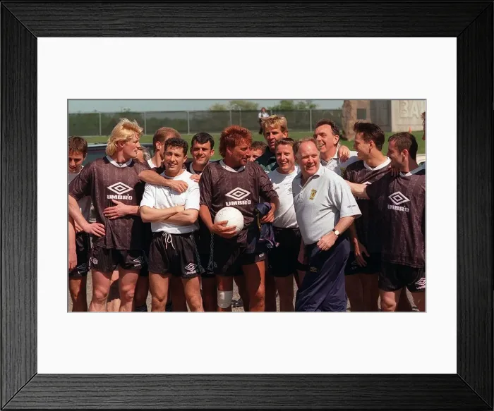 Framed Print : Rod Stewart pop star visits Craig Brown Scotland manager Framed Print : Rod Stewart pop star visits Craig Brown Scotland manager