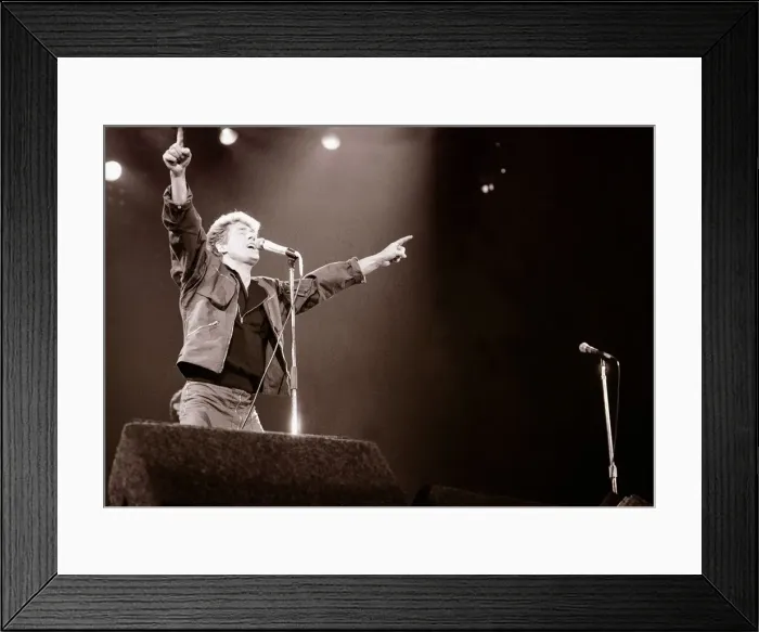 Framed Print : The Who in Concert - January 1983 Toronto Canada. Roger Daltrey singing on stage Framed Print : The Who in Concert - January 1983 Toronto Canada. Roger Daltrey singing on stage