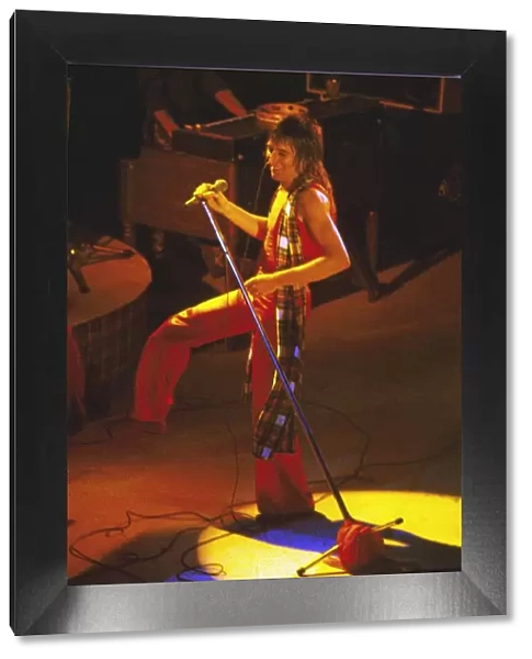 Rod Stewart in Concert circa September 1979 Coloured light Rock Star