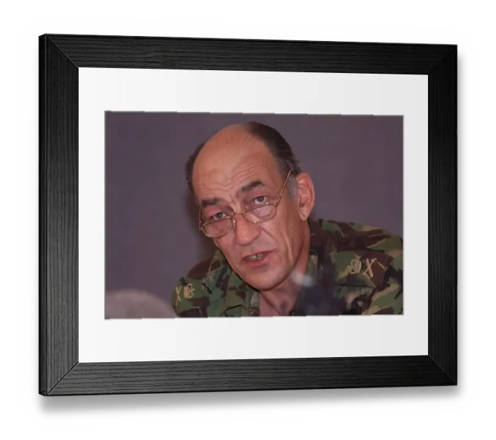 Framed Print : General Sir Michael Jackson in Pristina June 1999