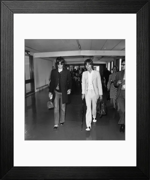 Framed Print : Keith Richards and Mick Jagger in relaxed mood as a major two month long American tour Framed Print : Keith Richards and Mick Jagger in relaxed mood as a major two month long American tour