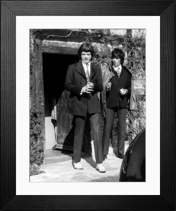 Framed Print : Rolling Stones 1967, Mick Jagger and Keith Richards at Keiths house, Redlands
