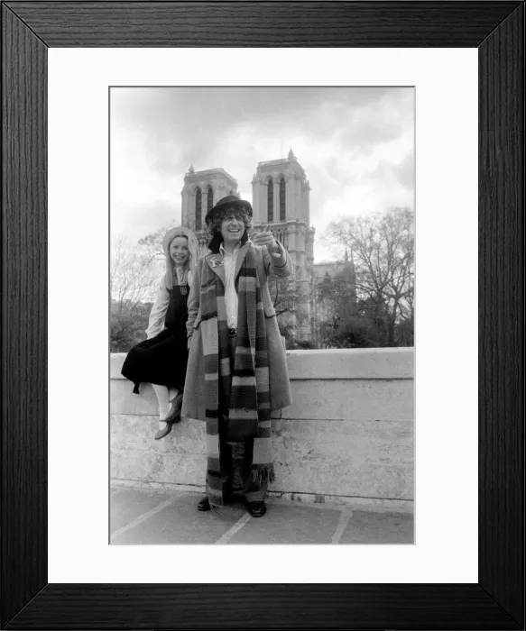 Framed Print : Dr Who television programme in France 1979 Tom Baker and Lalla Ward