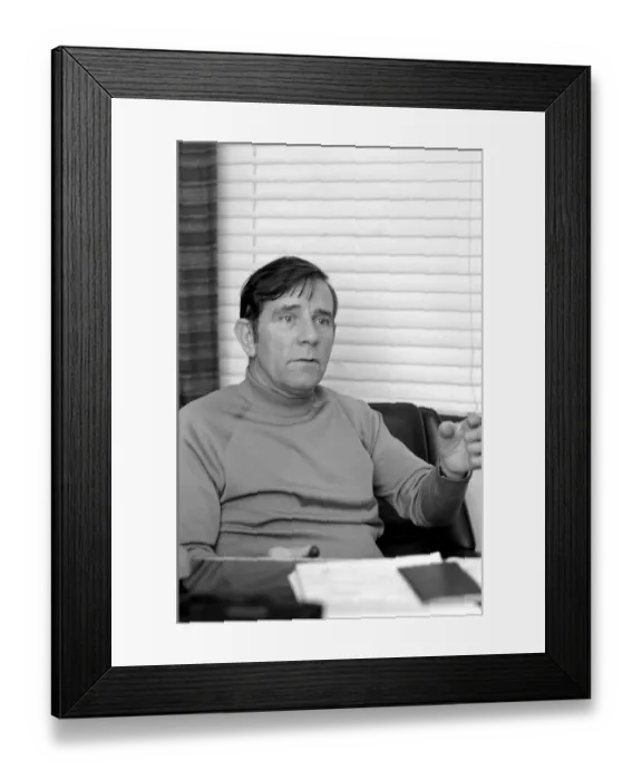 Framed Print : Comedian: Humour: Norman Wisdom. December 1976 76-07485-009