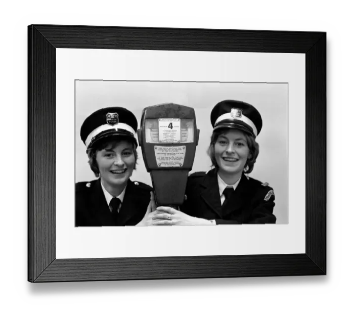 Framed Print : Mrs. Edwina Roberts and sister Mrs. Louise Lancefield both traffic wardens in Chelsea Framed Print : Mrs. Edwina Roberts and sister Mrs. Louise Lancefield both traffic wardens in Chelsea