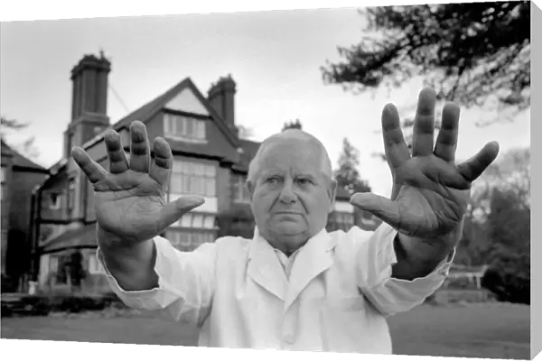 Faith Healer Mr. Harry Edwards shows of his hands. January 1975 75-00325