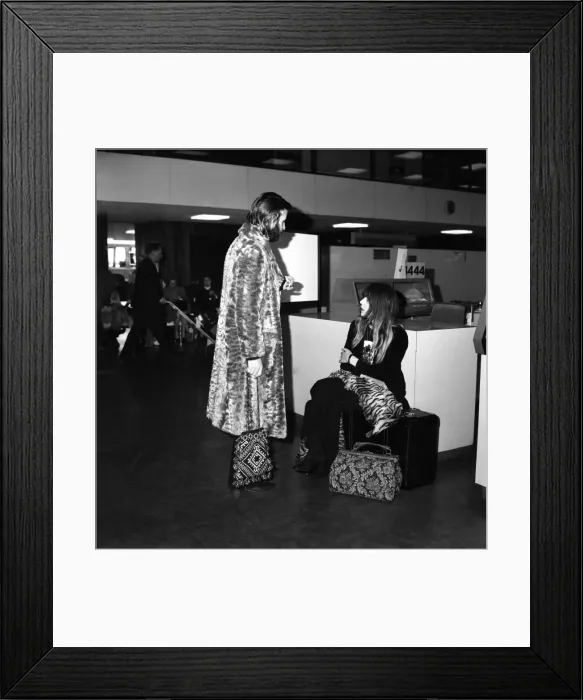 Framed Print : Ringo Starr and wife Maureen at Heathrow airport. April 1971 71-3731-001 Framed Print : Ringo Starr and wife Maureen at Heathrow airport. April 1971 71-3731-001