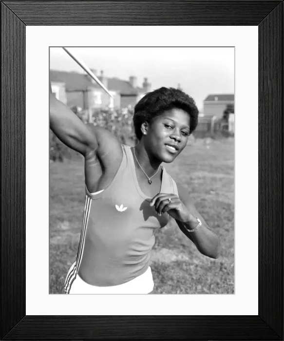 Framed Print : Olympic and Commonwealth Javelin thrower Tessa Sanderson of Wednesfield, Staffs