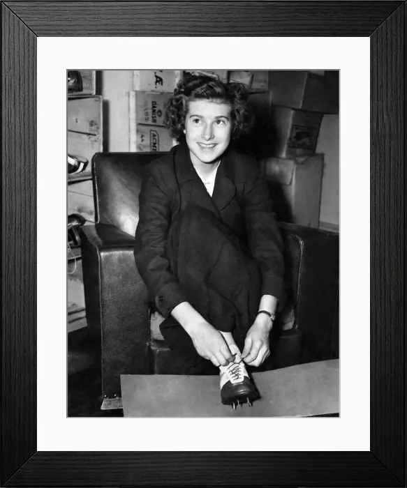 Framed Print : Little Mum'. Pamela Seaborne, aged 16 from Bolton chosen to represent England